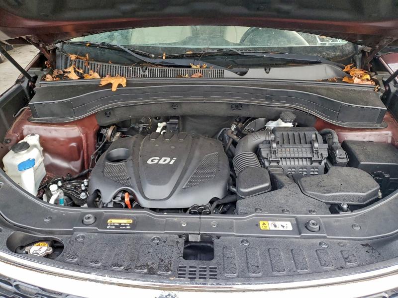 Photo 11 from auction – 2015 KIA SORENTO LX with VIN 5XYKT3A69FG557352