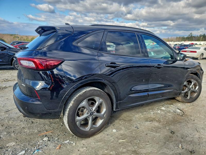 Photo 3 from auction – 2023 FORD ESCAPE ST with VIN 1FMCU9MN3PUA09236