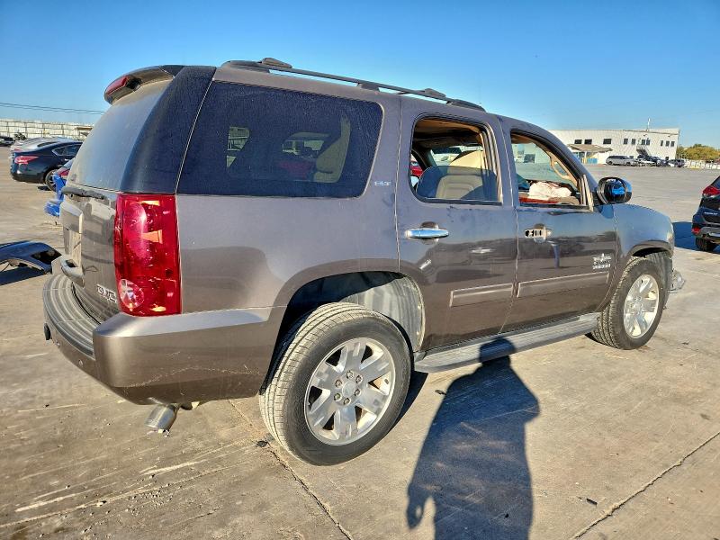 Photo 3 from auction – 2013 GMC YUKON SLT with VIN 1GKS1CE01DR360643