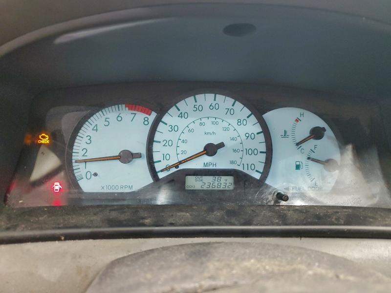 Photo 9 from auction – 2003 TOYOTA COROLLA CE with VIN 2T1BR32E23C068481
