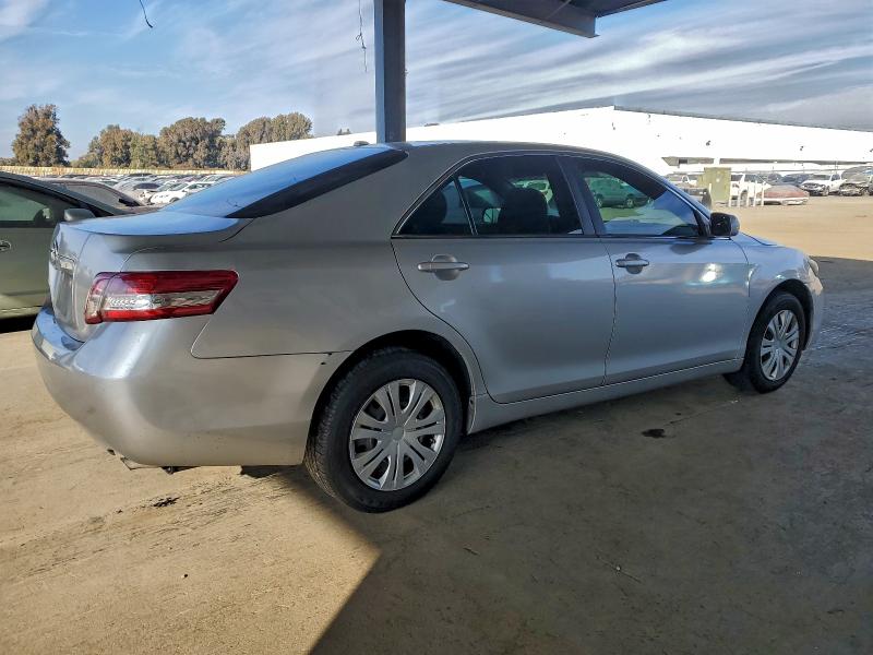 Photo 3 from auction – 2011 TOYOTA CAMRY BASE with VIN 4T1BF3EK1BU165520