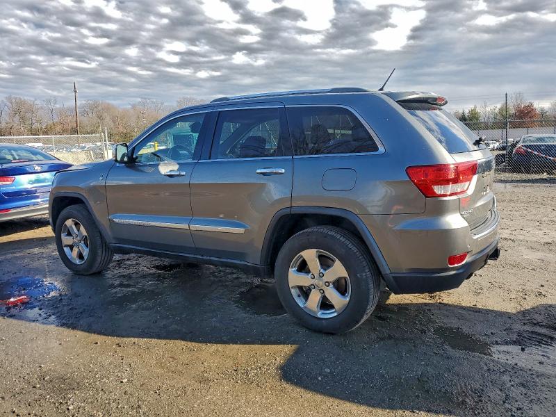 Photo 2 from auction – 2011 JEEP GRAND CHER with VIN 1J4RR6GT2BC686859