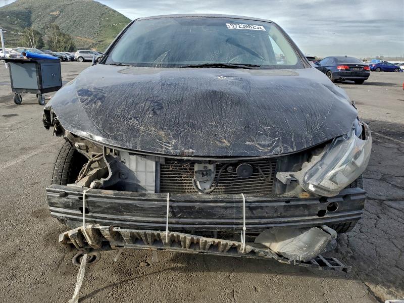 Photo 5 from auction – 2017 NISSAN SENTRA with VIN 3N1AB7AP1HY258096