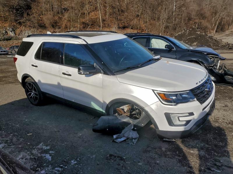 Photo 4 from auction – 2017 FORD EXPLORER S with VIN 1FM5K8GT3HGB26513