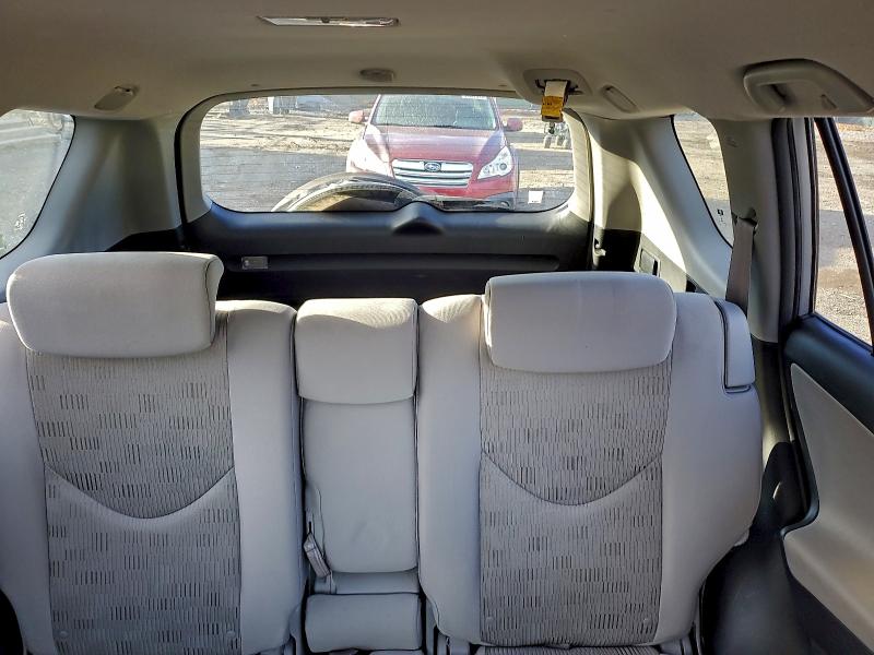 Photo 10 from auction – 2010 TOYOTA RAV4 with VIN JTMBF4DV7AD036654