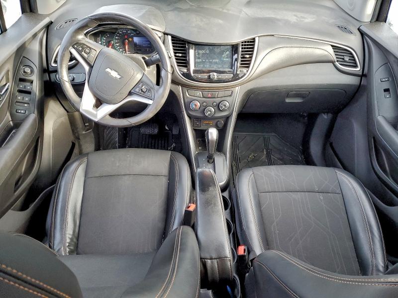 Photo 8 from auction – 2017 CHEVROLET TRAX 1LT with VIN 3GNCJLSB5HL262418