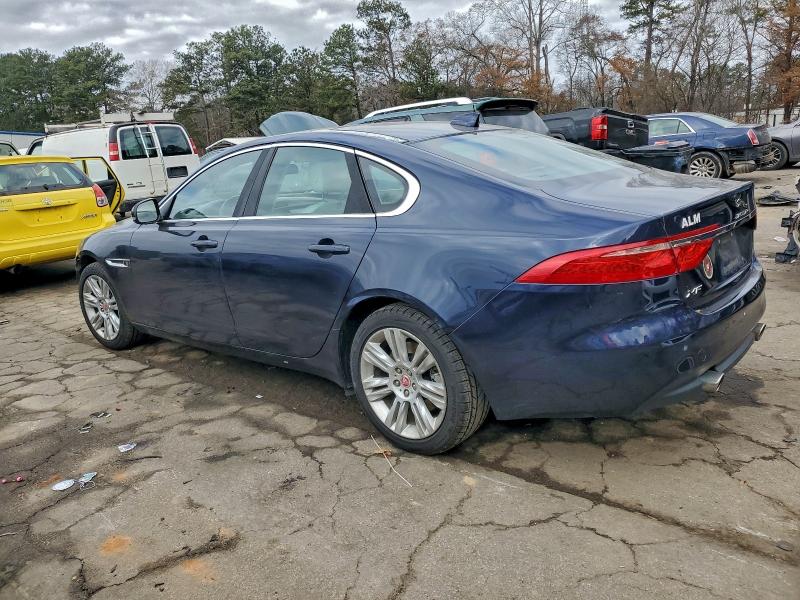 Photo 2 from auction – 2017 JAGUAR XF with VIN SAJBR4BV2HCY26925
