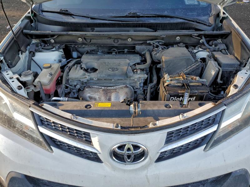 Photo 11 from auction – 2015 TOYOTA RAV4 LE with VIN 2T3BFREV5FW354259