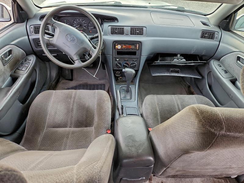Photo 8 from auction – 2001 TOYOTA CAMRY CE with VIN JT2BG22K310532237