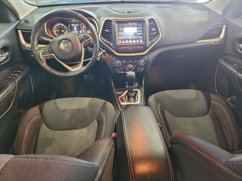 Photo 8 from auction – 2015 JEEP CHEROKEE L with VIN 1C4PJLCB8FW670976