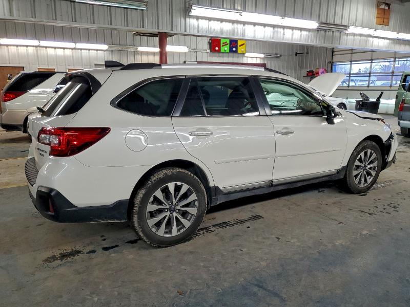 Photo 3 from auction – 2018 SUBARU OUTBACK TO with VIN 4S4BSETC9J3274024