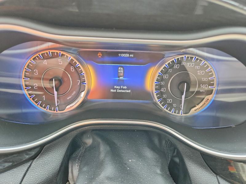 Photo 9 from auction – 2015 CHRYSLER 200 C with VIN 1C3CCCCB3FN550599