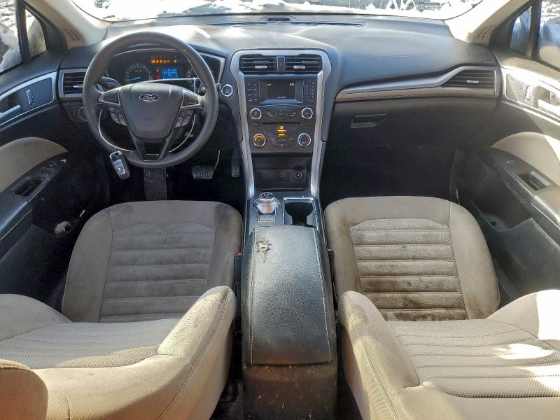Photo 8 from auction – 2017 FORD FUSION S with VIN 3FA6P0G73HR309441