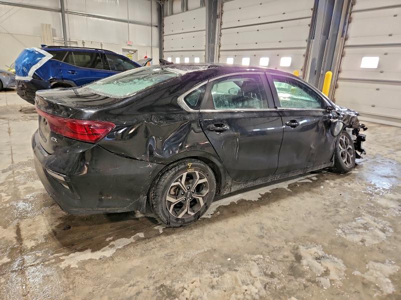 Photo 3 from auction – 2020 KIA FORTE with VIN 3KPF54AD4LE162391