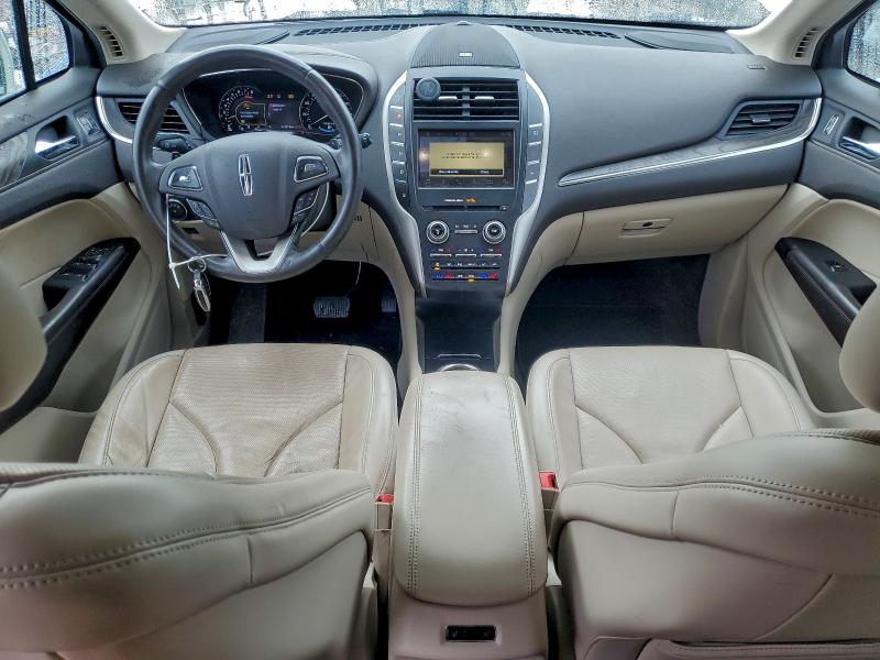 Photo 8 from auction – 2019 LINCOLN MKC RESERV with VIN 5LMTJ3DH5KUL06241