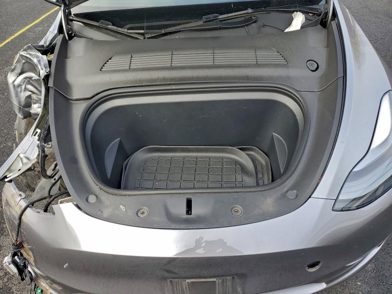 Photo 11 from auction – 2025 TESLA MODEL Y with VIN 7SAYGAEE3SF221561