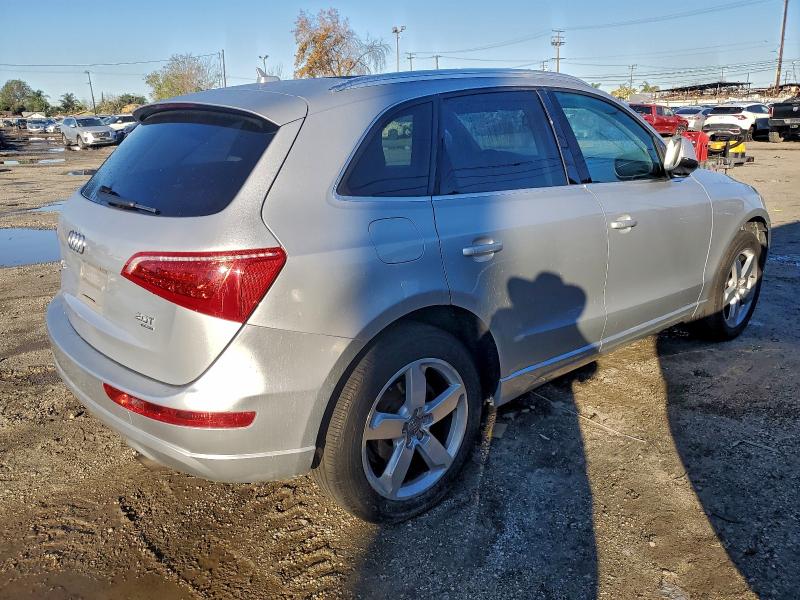 Photo 3 from auction – 2011 AUDI Q5 PREMIUM with VIN WA1LFAFP2BA043235