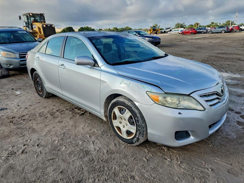 Photo 4 from auction – 2011 TOYOTA CAMRY BASE with VIN 4T1BF3EK0BU698443