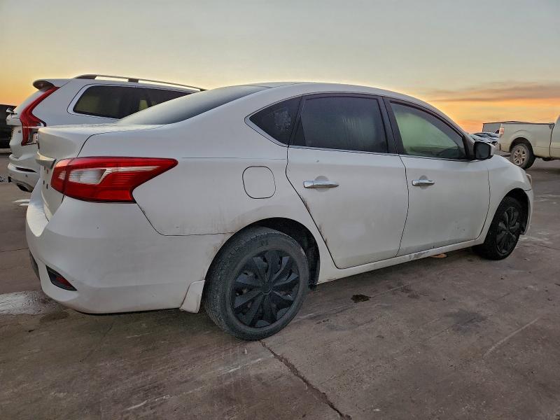 صورة رقم 3 من المزاد - 2017 NISSAN SENTRA S مع VIN 3N1AB7AP1HY366296