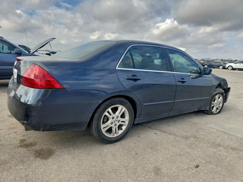 Photo 3 from auction – 2007 HONDA ACCORD SE with VIN JHMCM56387C010668