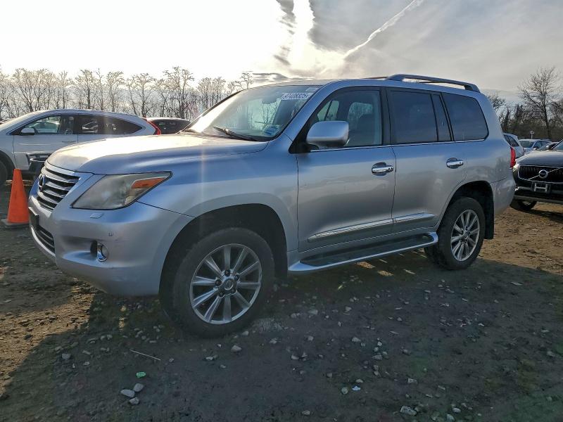 LEXUS LX 570 2011 with VIN JTJHY7AX2B4061729 - Photo from auction