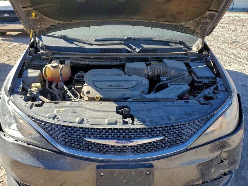 Photo 12 from auction – 2020 CHRYSLER VOYAGER LX with VIN 2C4RC1DG2LR144686