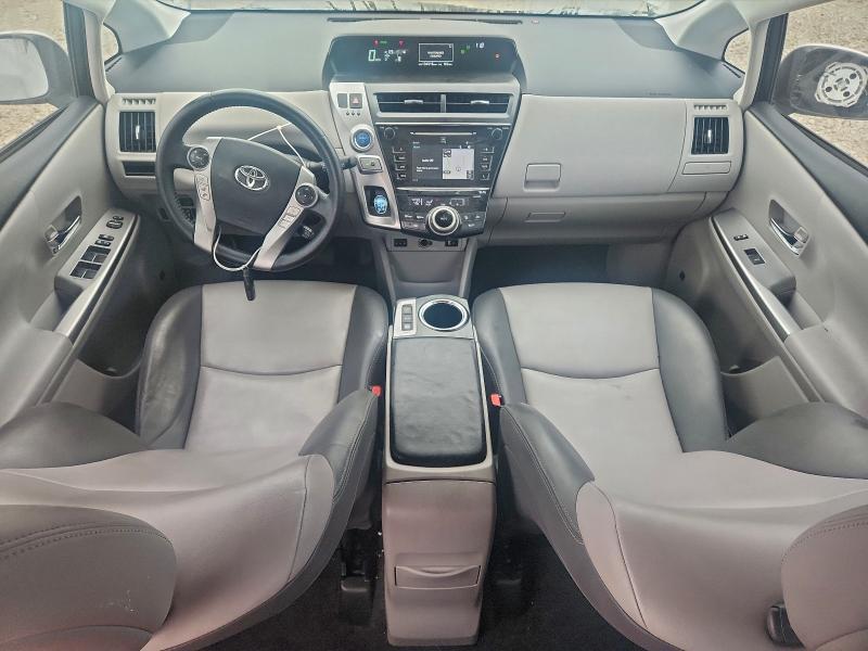 Photo 8 from auction – 2017 TOYOTA PRIUS V with VIN JTDZN3EU7HJ069912