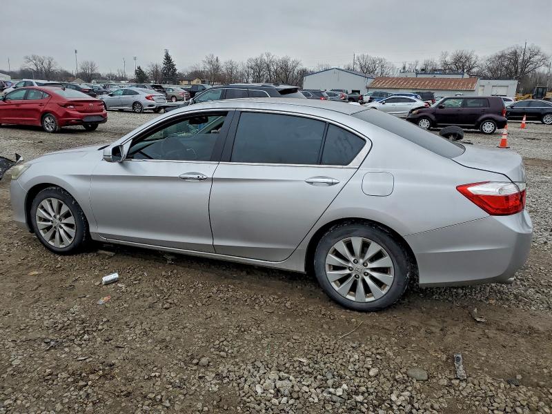 Photo 2 from auction – 2015 HONDA ACCORD EXL with VIN 1HGCR3F8XFA032802