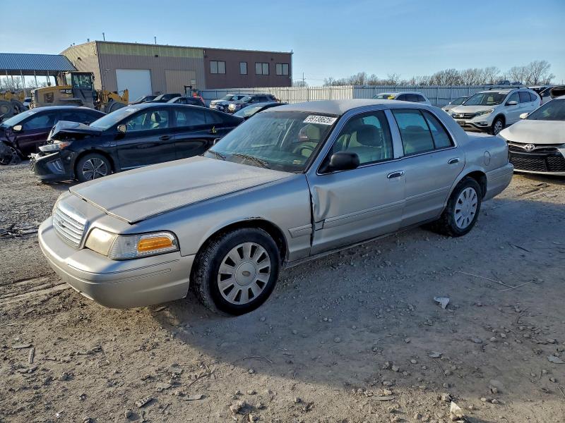 FORD CROWN VICT 2008 with VIN 2FAFP71V88X102691 - Photo from auction