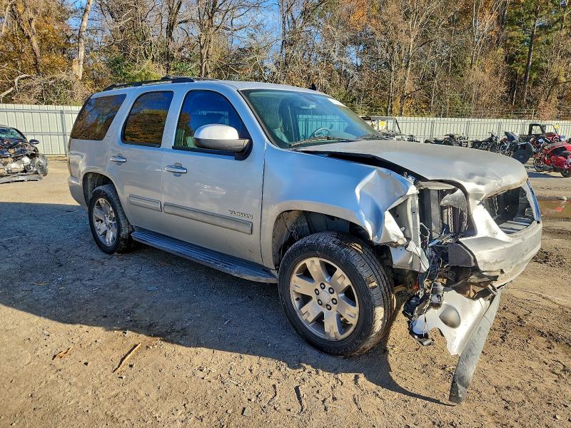 Photo 4 from auction – 2010 GMC YUKON SLT with VIN 1GKMCCE32AR168320