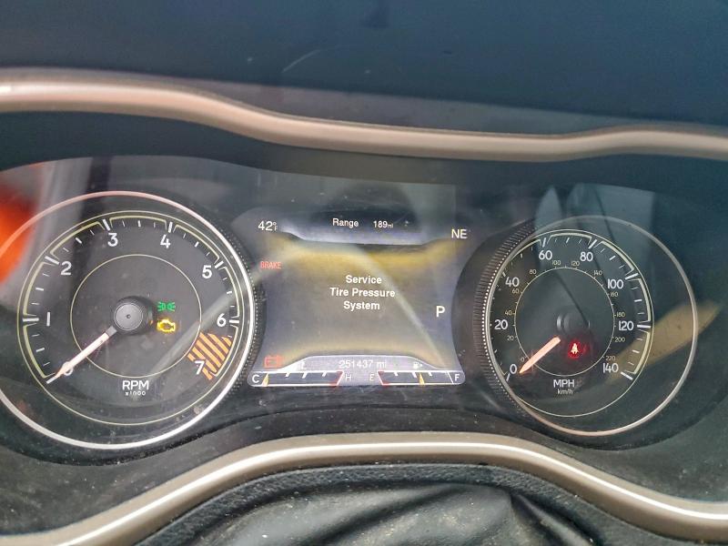 Photo 9 from auction – 2014 JEEP CHEROKEE L with VIN 1C4PJMDB5EW182054
