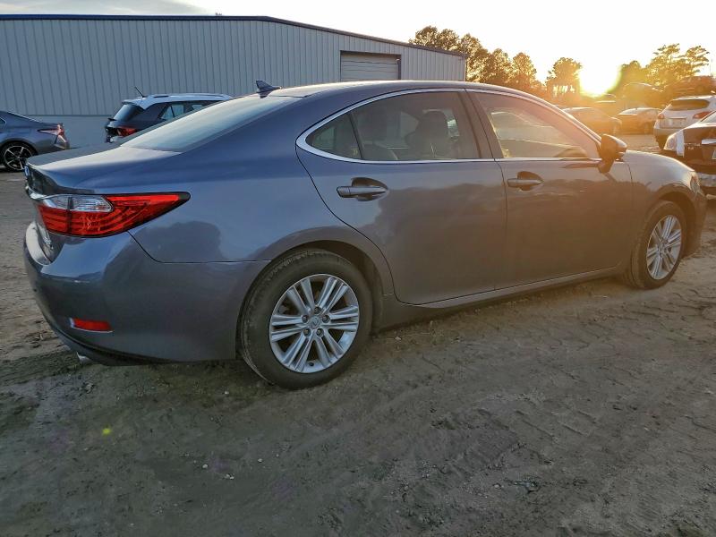 Фото 3 с аукциона – 2014 LEXUS ES 350 с VIN JTHBK1GG5E2106501