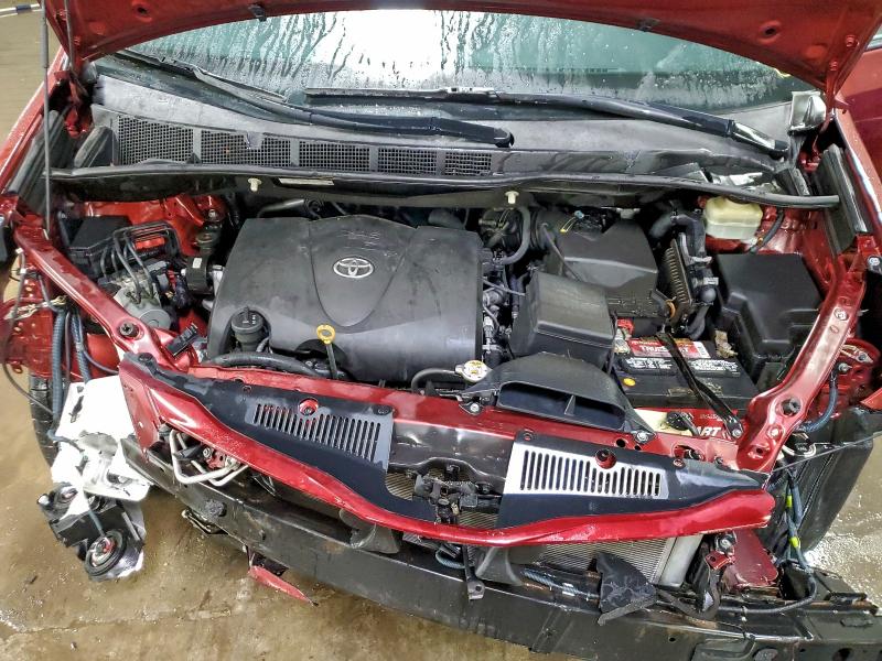 Photo 11 from auction – 2017 TOYOTA SIENNA LE with VIN 5TDKZ3DC0HS775086
