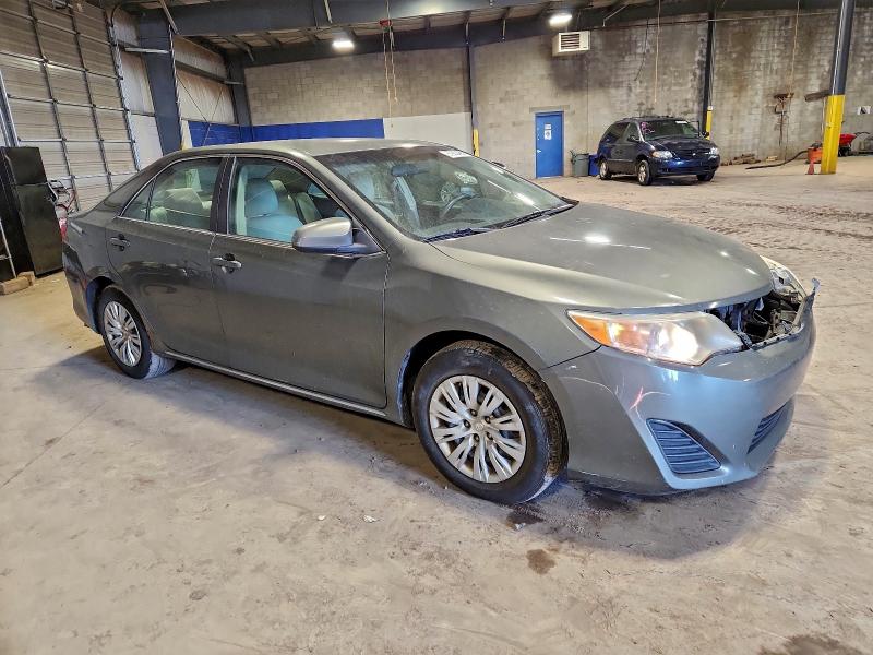 Zdjęcie 4 z aukcji – 2013 TOYOTA CAMRY L z VIN 4T4BF1FK8DR333701
