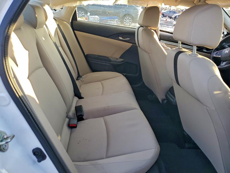 Photo 10 from auction – 2016 HONDA CIVIC LX with VIN 2HGFC2F53GH557461