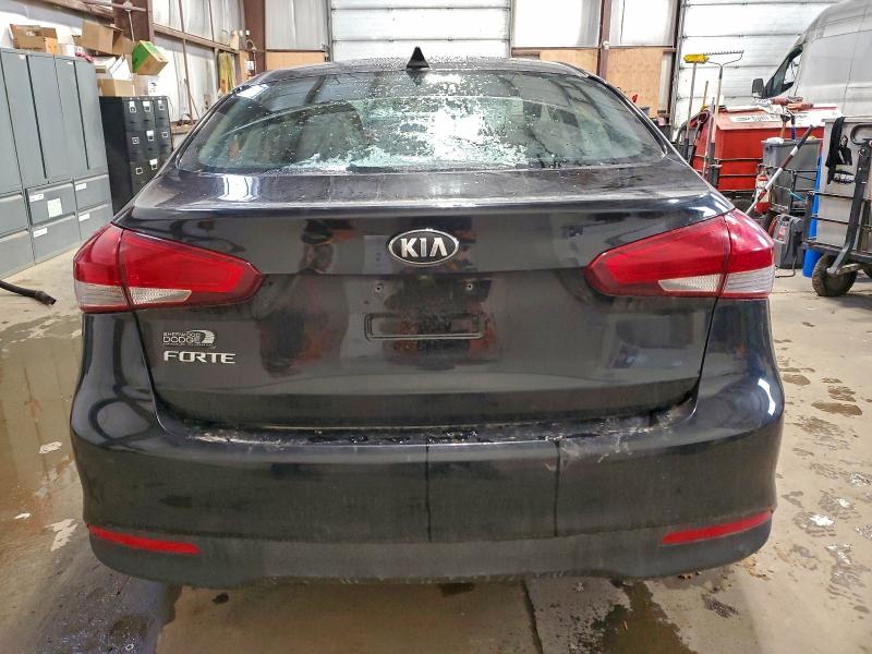 Photo 6 from auction – 2018 KIA FORTE LX with VIN 3KPFL4A71JE268410