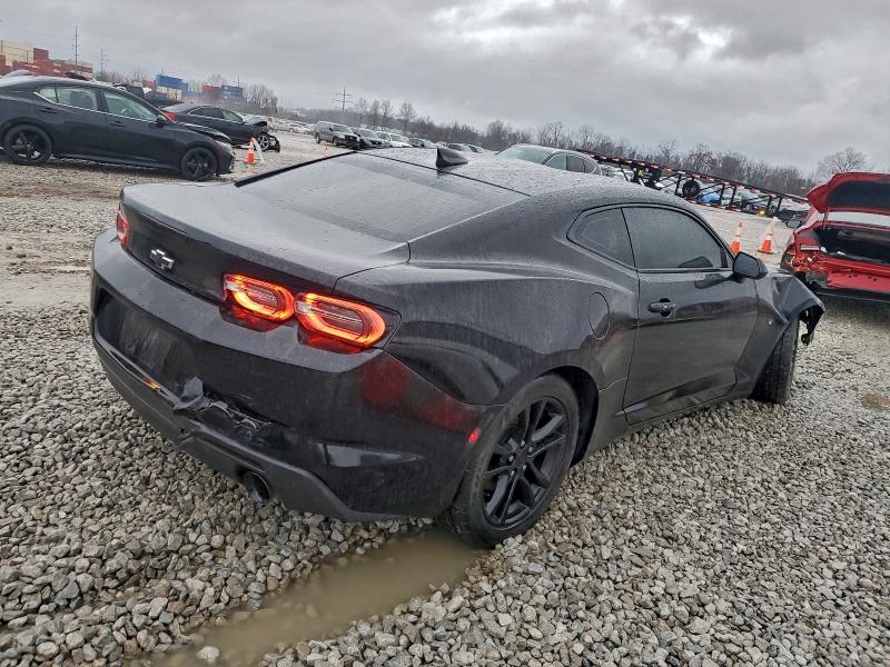 Photo 3 from auction – 2019 CHEVROLET CAMARO LS with VIN 1G1FB1RX0K0118992