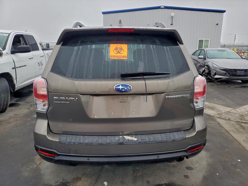 Photo 6 from auction – 2018 SUBARU FORESTER 2 with VIN JF2SJAWC2JH617482