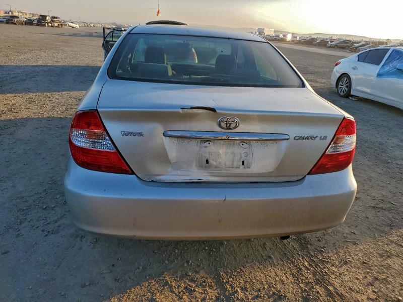 Photo 6 from auction – 2003 TOYOTA CAMRY LE with VIN JTDBE32K130228345