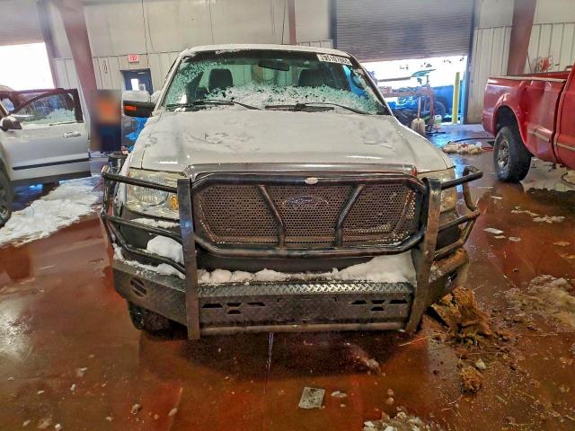 Photo 5 from auction – 2006 FORD F150 with VIN 1FTPX14546FB22517