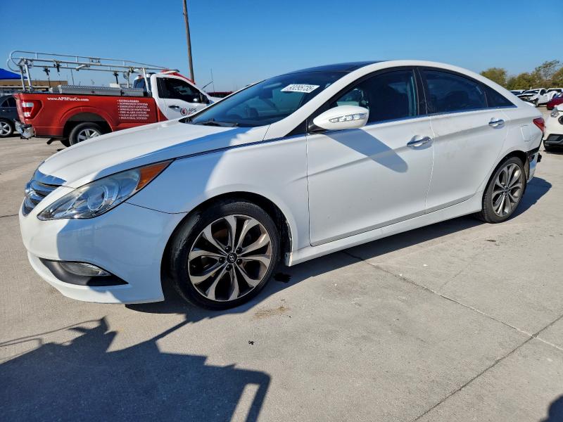 Photo 1 from auction – 2014 HYUNDAI SONATA SE with VIN 5NPEC4AB5EH835297