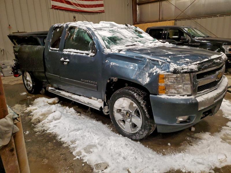 Photo 4 from auction – 2011 CHEVROLET SILVERADO with VIN 1GCRKSE35BZ377020