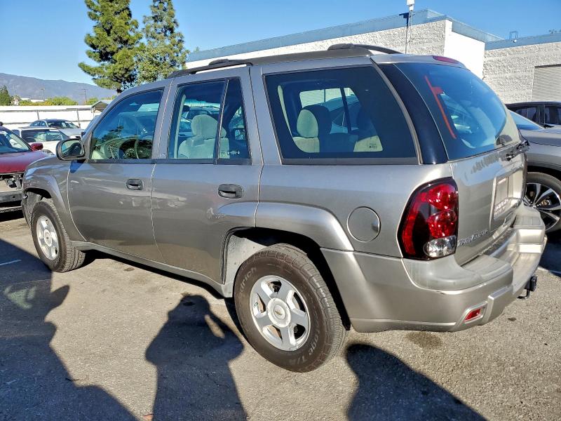Photo 2 from auction – 2002 CHEVROLET TRAILBLAZE with VIN 1GNDS13S922338526