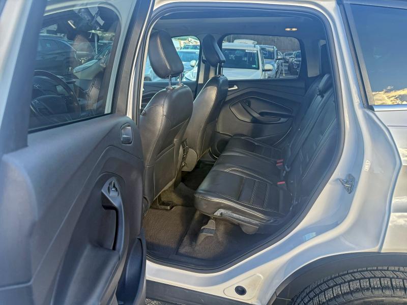 Photo 12 from auction – 2018 FORD ESCAPE SEL with VIN 1FMCU9HD8JUD33095
