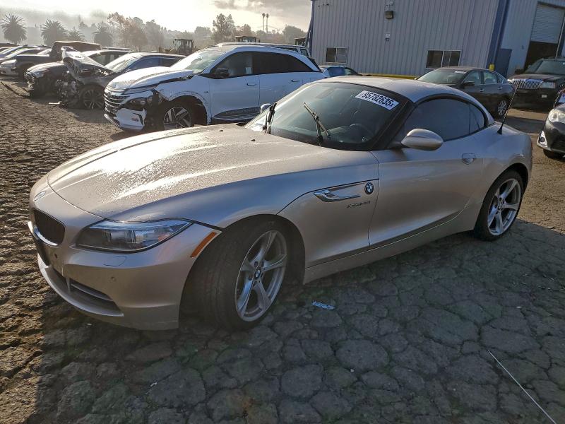 BMW Z4 SDRIVE2 2014 with VIN WBALL5C53EJ105705 - Photo from auction