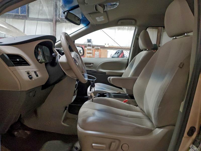 Photo 7 from auction – 2012 TOYOTA SIENNA LE with VIN 5TDKK3DC7CS212873