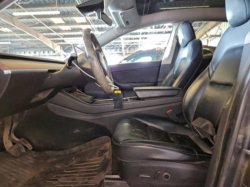 Photo 7 from auction – 2021 TESLA MODEL Y with VIN 5YJYGDEE7MF115308