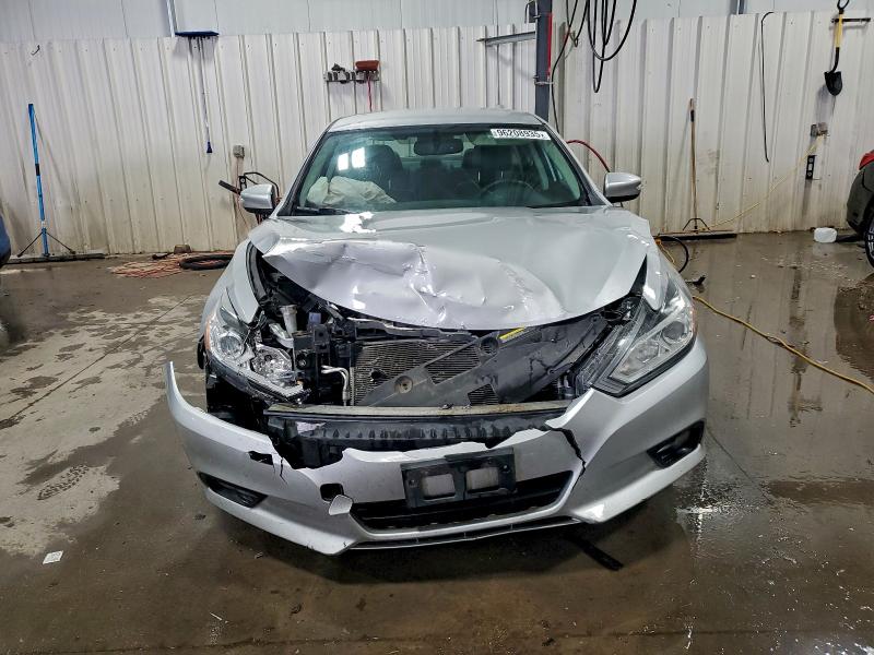Photo 5 from auction – 2017 NISSAN ALTIMA 2.5 with VIN 1N4AL3AP4HC175036