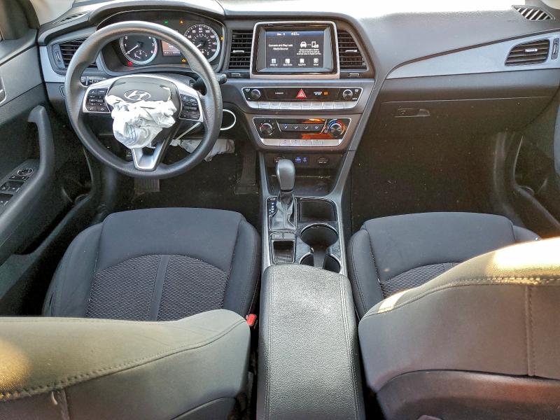 Photo 8 from auction – 2019 HYUNDAI SONATA with VIN 5NPE24AF4KH743678