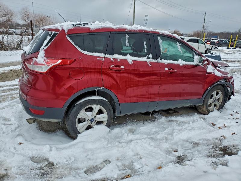 Photo 3 from auction – 2016 FORD ESCAPE SE with VIN 1FMCU9GX3GUC54843